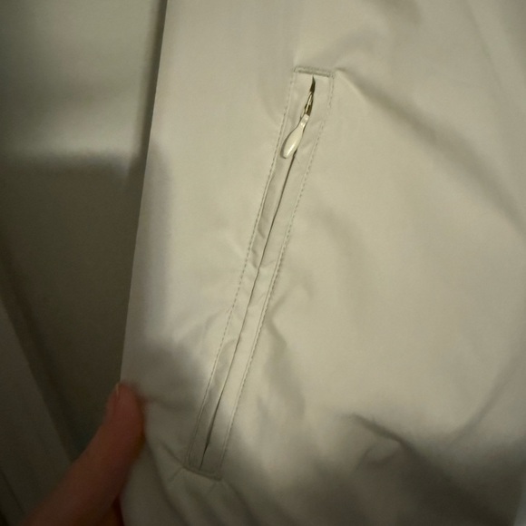 Lizgolf White Zip-Up Vest - Picture 3 of 8